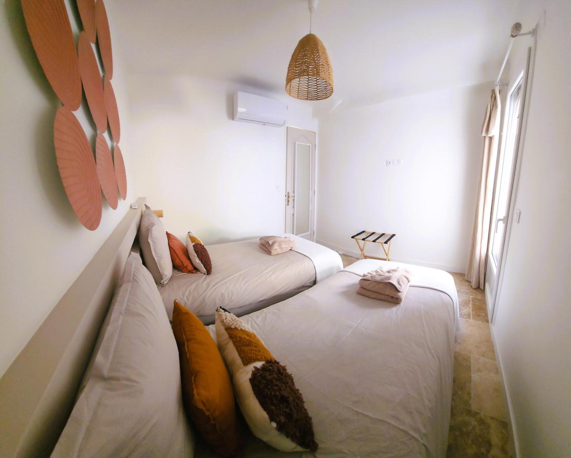 Les Tonnelles - Villa Saint-Clair Sete Bagian luar foto